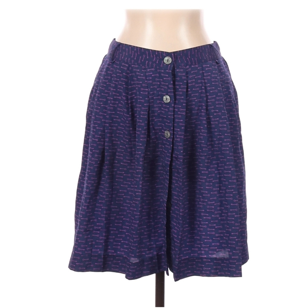 Key print skirt with pockets